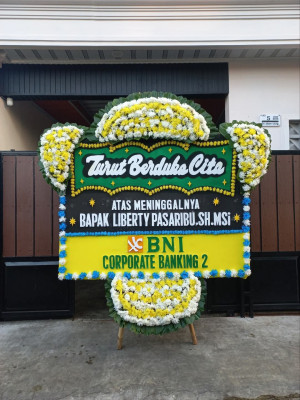 Papan Bunga Duka di Ternate Tanjung