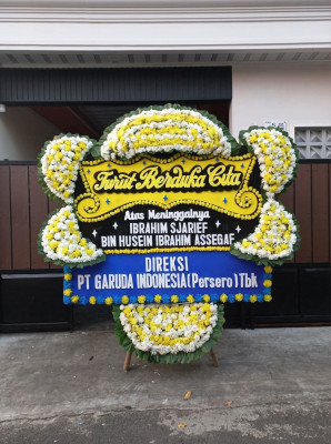 Papan Bunga Duka di Ternate Tanjung